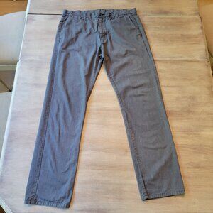 Calvin Klein Body Fit Trouser Size 34x32 Gray